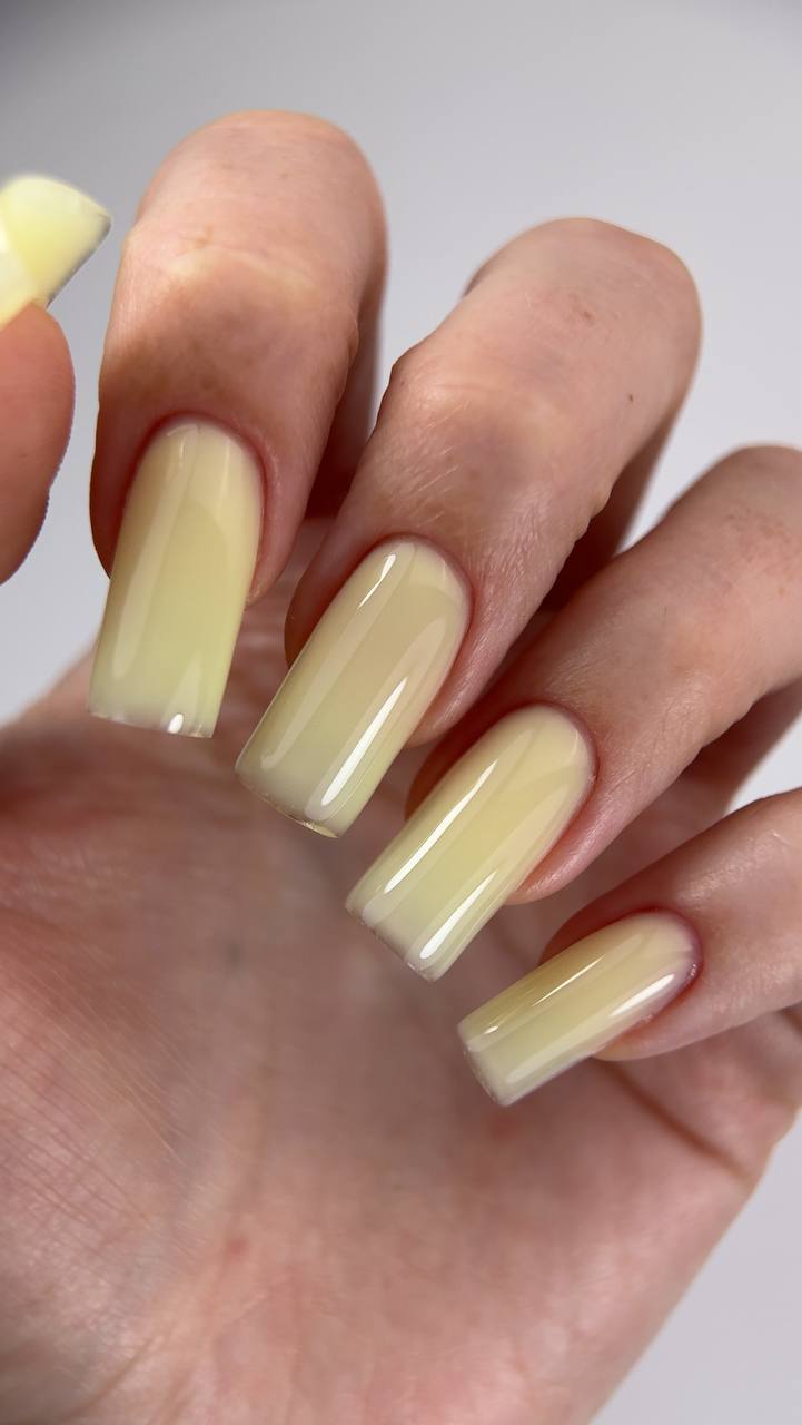 Liquid Polygel Yellow 09
