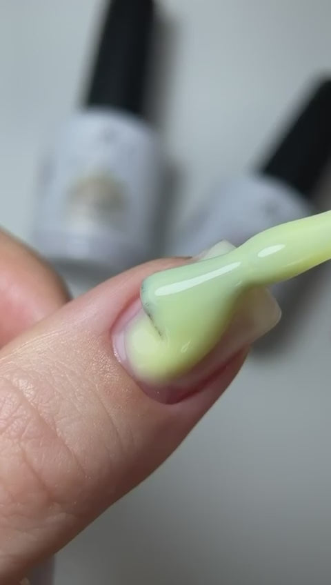 Liquid Polygel Yellow 09